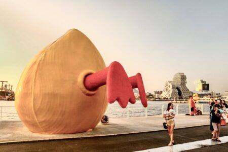 高雄冬日遊樂園裝置藝術多　拍完小鴨打卡順玩