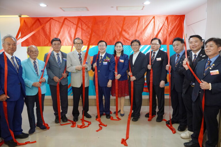 豐富產學合作 國際扶輪總監助力學子職涯 豐富產學合作 國際扶輪總監助力學子職涯