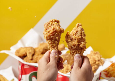 拿坡里炸雞開學季應援   「脆皮戰斧綜合桶」買一 送一！