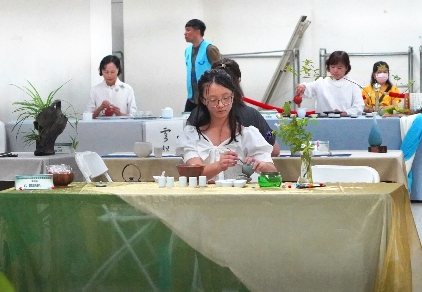 高餐大舉辦泡茶賽事 年紀最小選手僅10歲 高餐大舉辦泡茶賽事 年紀最小選手僅10歲
