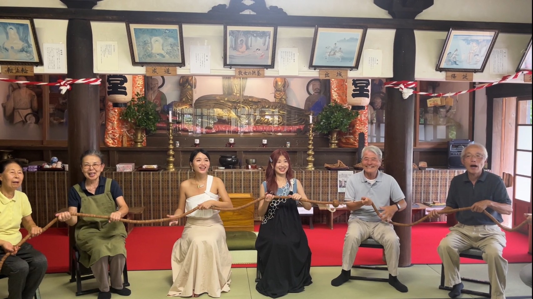 ▲涅槃堂體驗當地傳承的「百萬遍念佛」 (圖/河津町觀光協會提供)