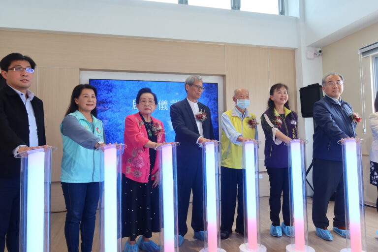 國全首創　田中秀和苑智慧日照遊樂園