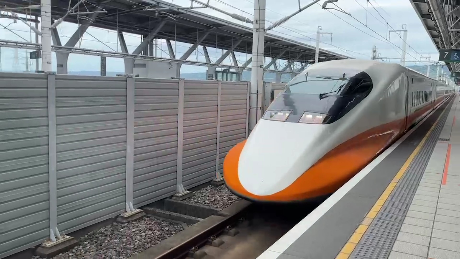 6a0d60ae3c1b264d2e8d0ee027985283