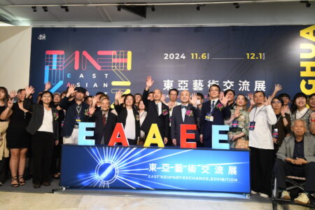 東亞藝術跨國對話　60位國際藝術家作品展出