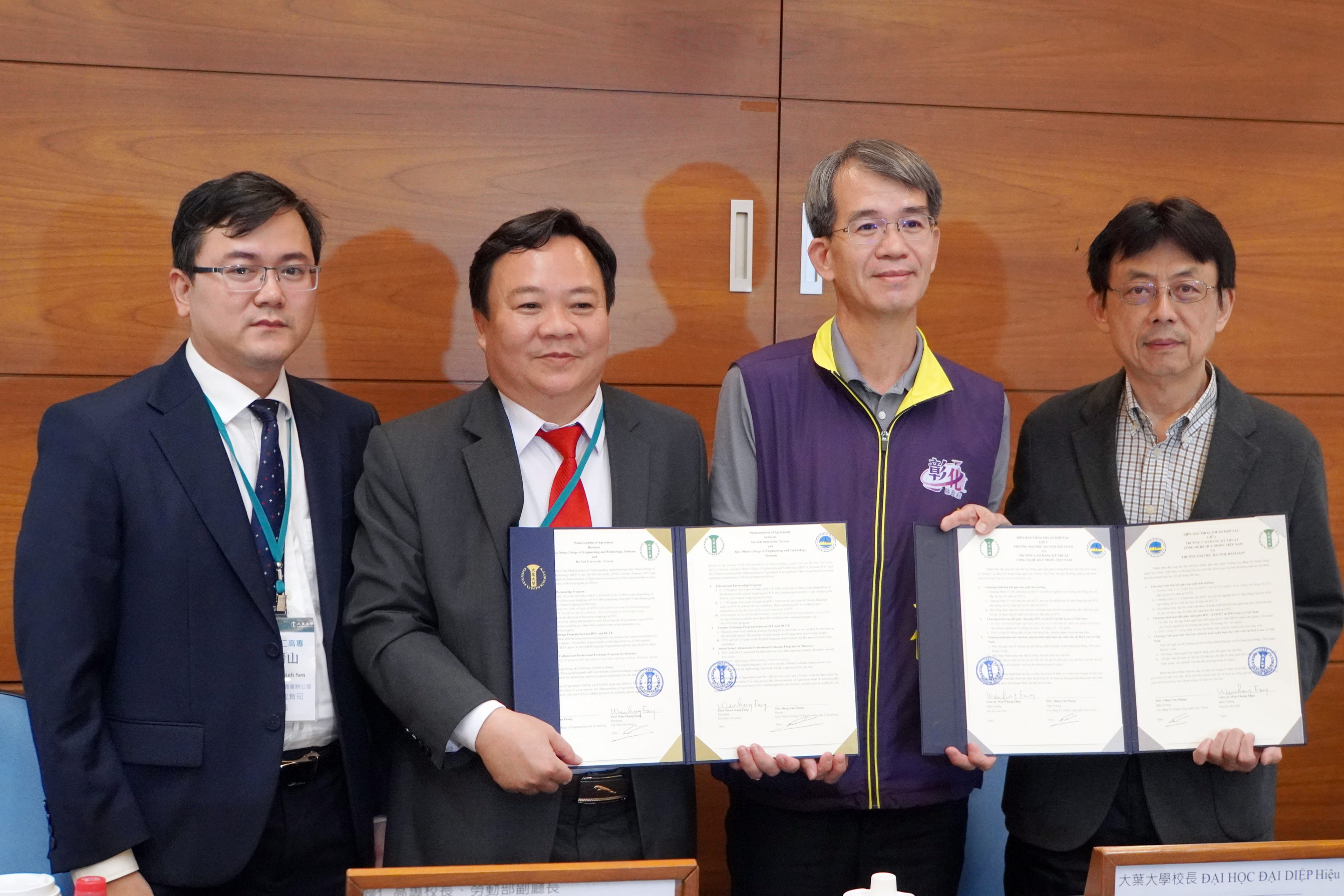 ▲大葉大學與越南歸仁高專簽署合作協議，共推新型專班培育國際人才。（記者張溎壕攝）