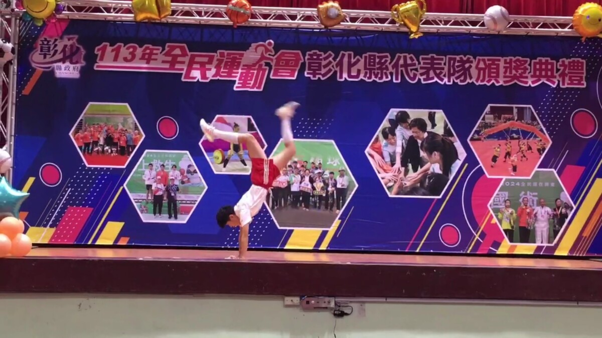 7beb9bebca8449a0cd604f9bb9468b7c