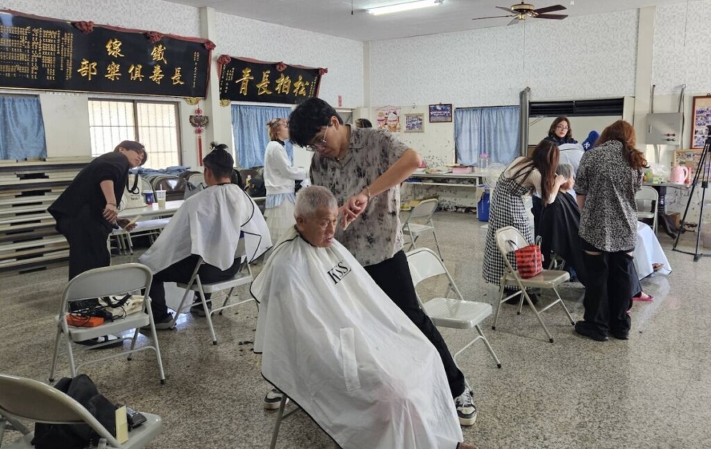 台南新營這「里」沒有理髮店    有線電視業者辦義剪