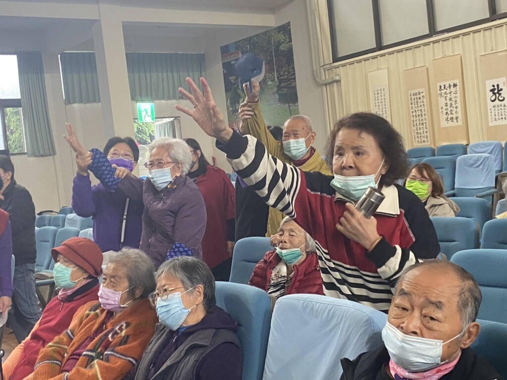 中彰榮家歡慶元宵　燈謎活動讓長輩動腦又暖心