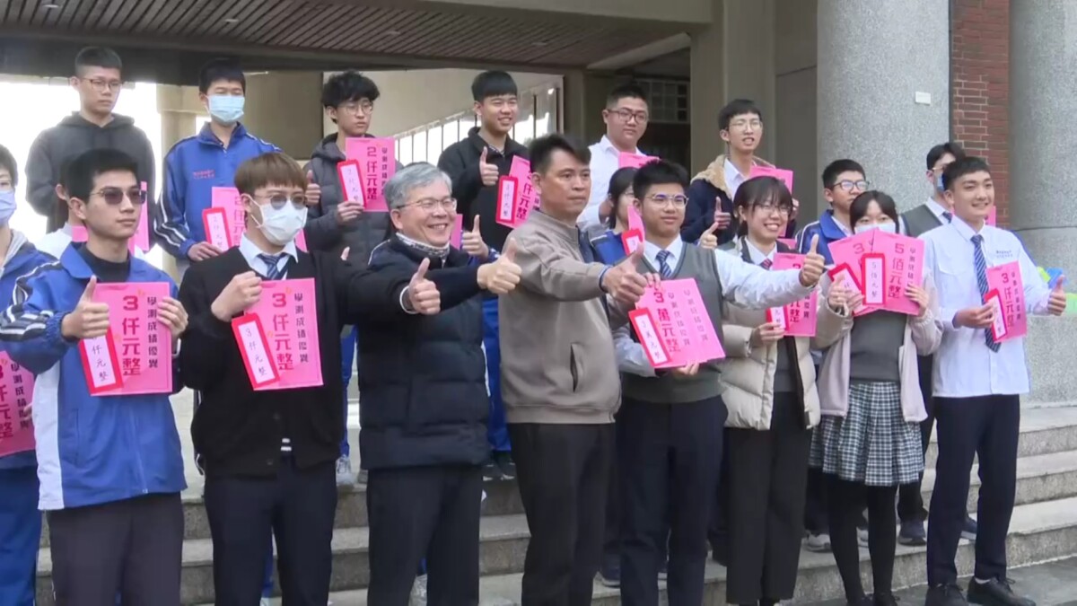 16c160da3fbf38f44042018539e1e32d