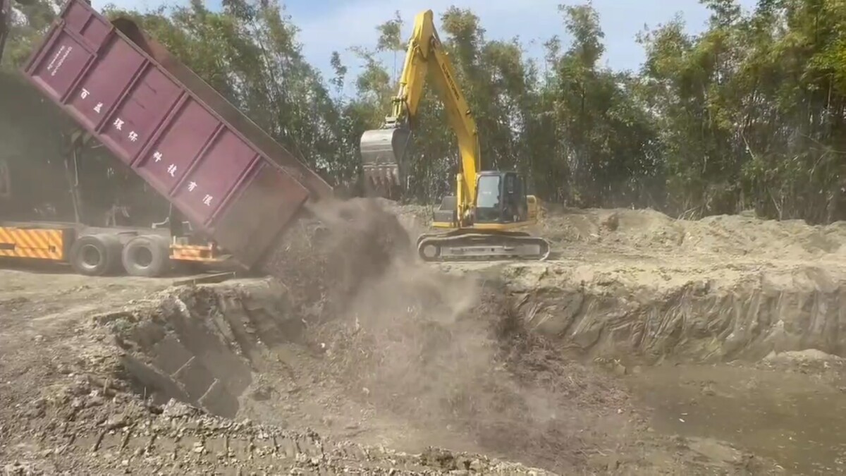 4d1933cf2588e71c06a9c1c66402aae3