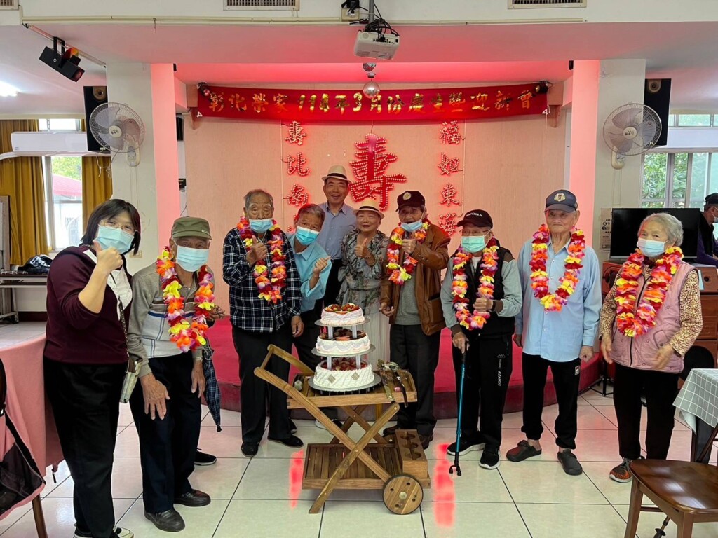 琴聲歌韻滿載回憶　彰化榮家壽星沉浸經典旋律