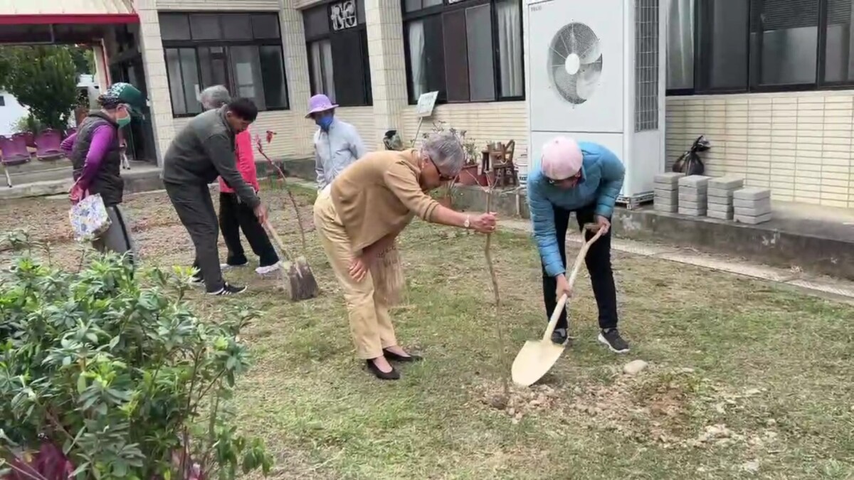 1d8c93cb5b654906be2f21e5be186eb4