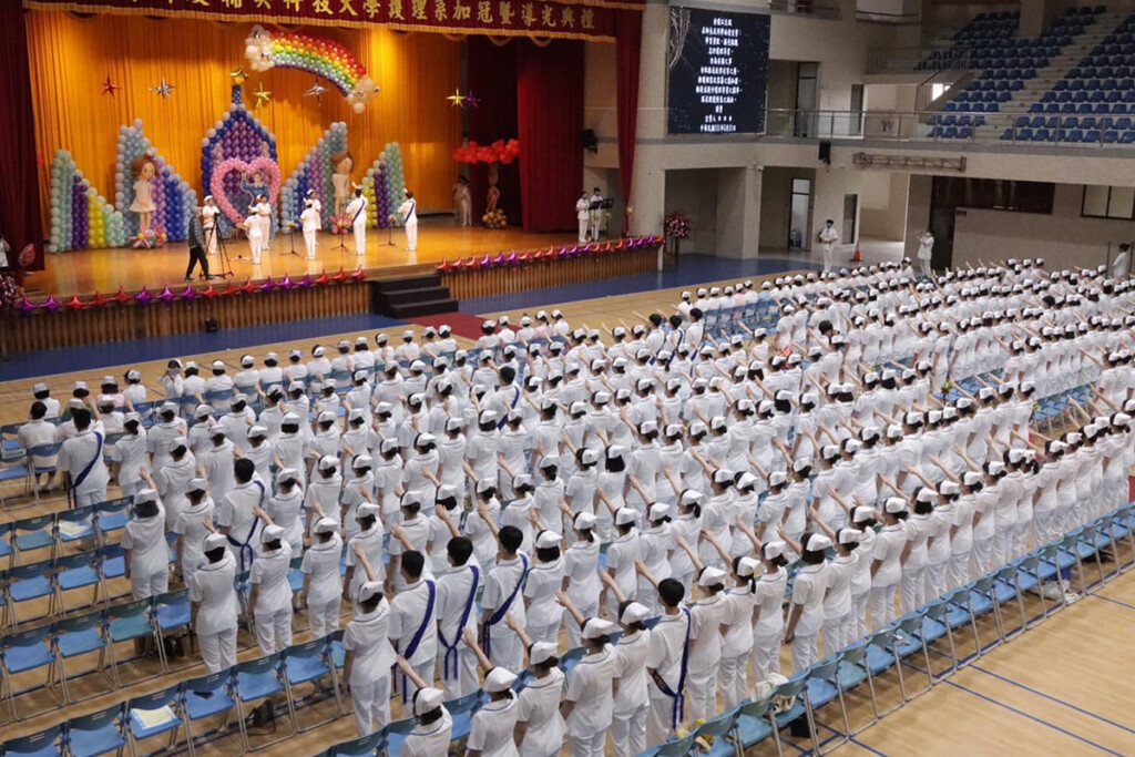 ▲輔英科大創校迄今已培養近五萬名護理人才，目前四個學院、十七個學系，是全台唯一有附設醫院的科技大學。（圖/輔英科大提供）