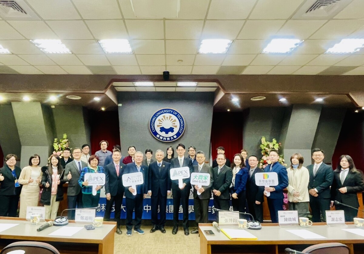 ▲未來雙方將結合新南向國際產學專班，在智慧物流、永續建築、視覺設計與新媒體經營等領域合作。(圖/記者顏淑娟攝)