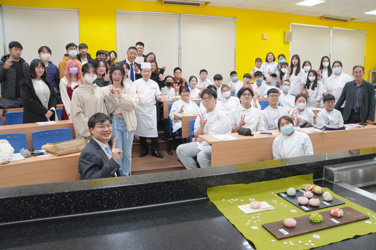 A4cc1a1004cd27a21cb62e6dd5a16052