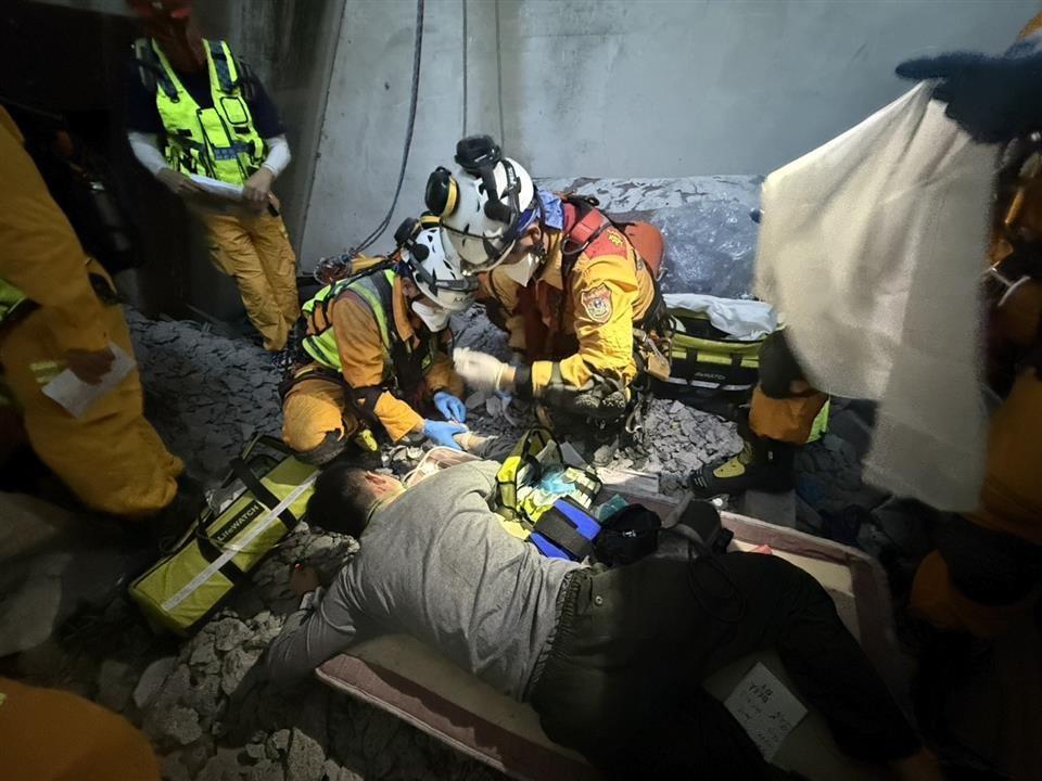 Dd98890410b8ce34669f93fd2237353c