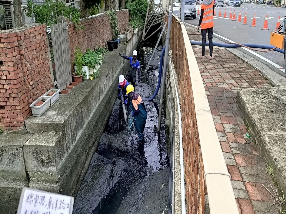 090c98b6eb0a5093f7b82d0e900f692c