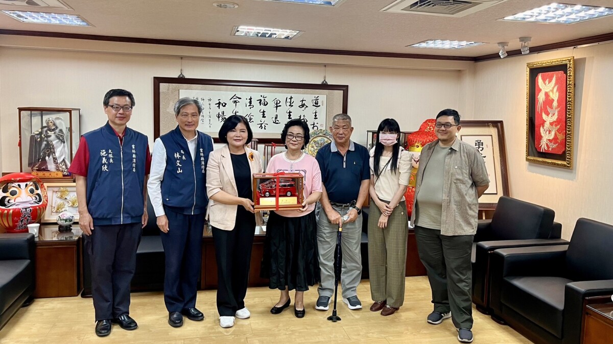 41cf11a3e5d8a4b7ca856213114a9fc9