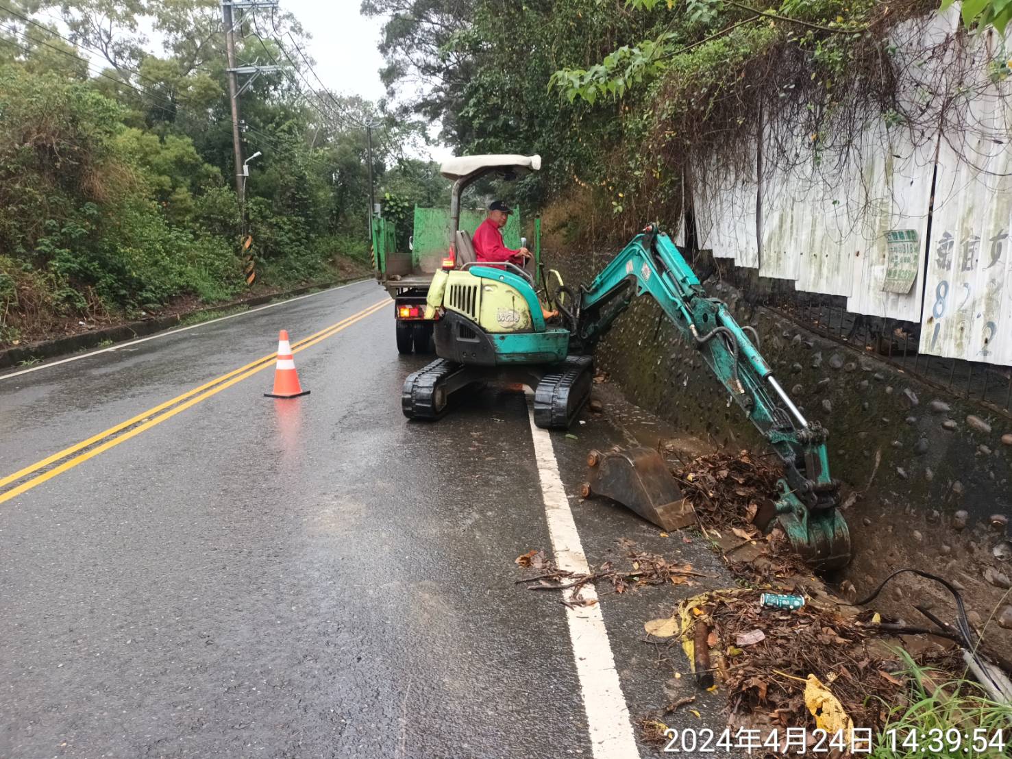 74990f9e52fa6d2081b8698f3d7834b3