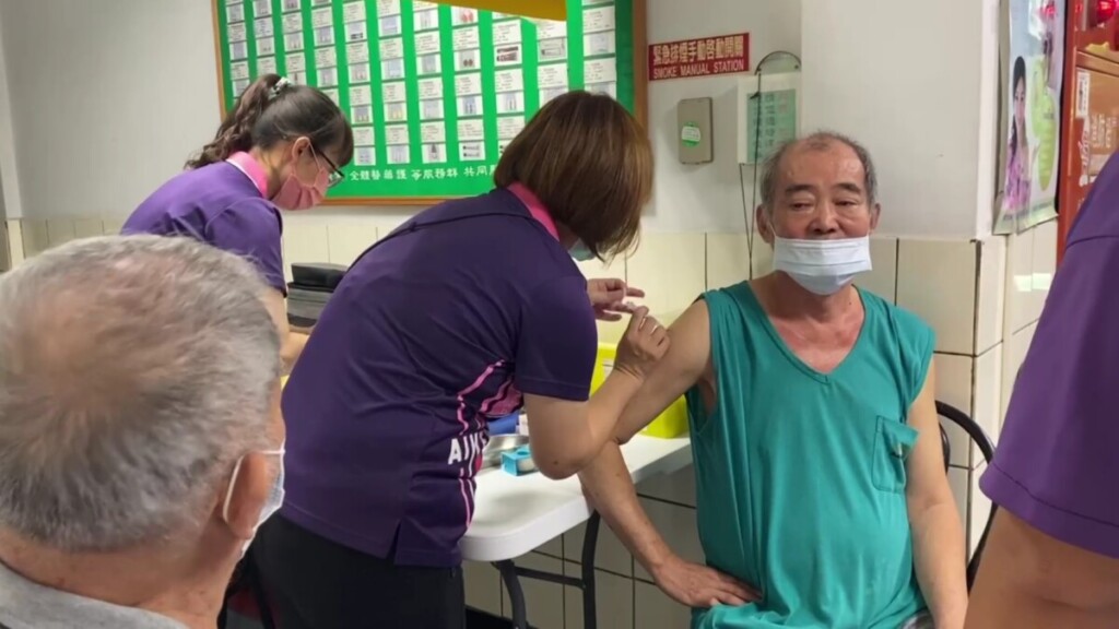 疫情拉警報　彰化榮家啟動長者接種JN.1疫苗