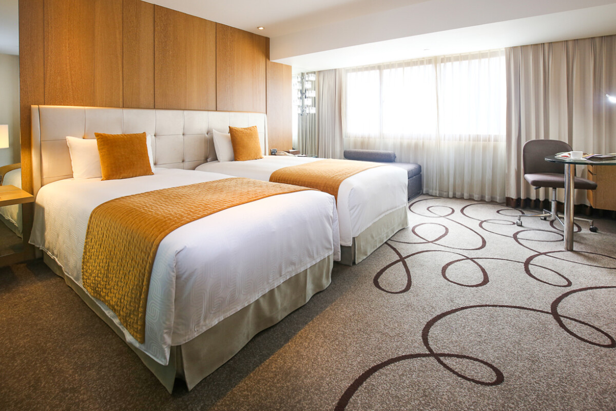 ▲高雄翰品酒店推出三大住房專案，平日輕鬆遊港都。（圖/高雄翰品酒店提供）