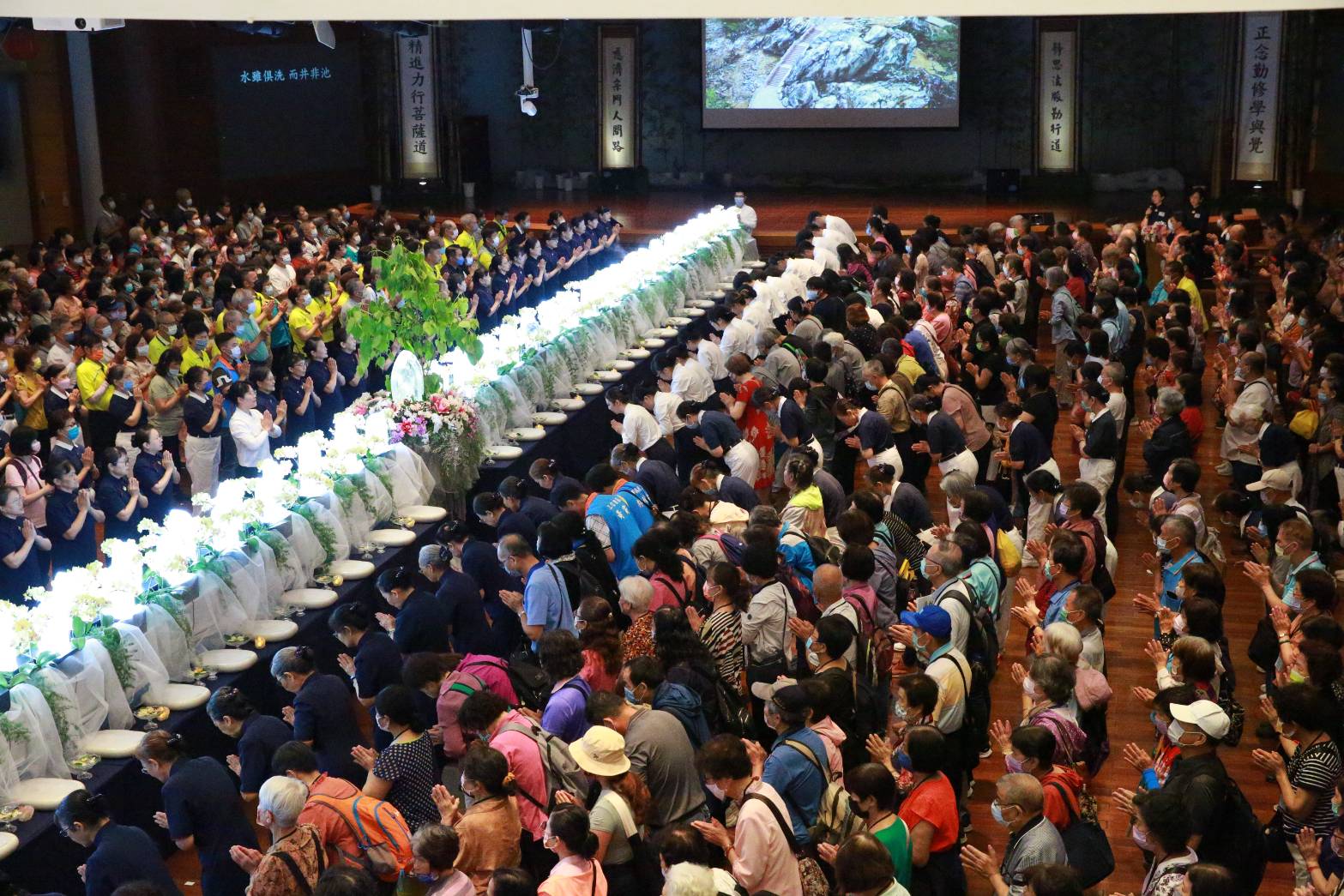 A11f403da5379078e14598dee96eca76