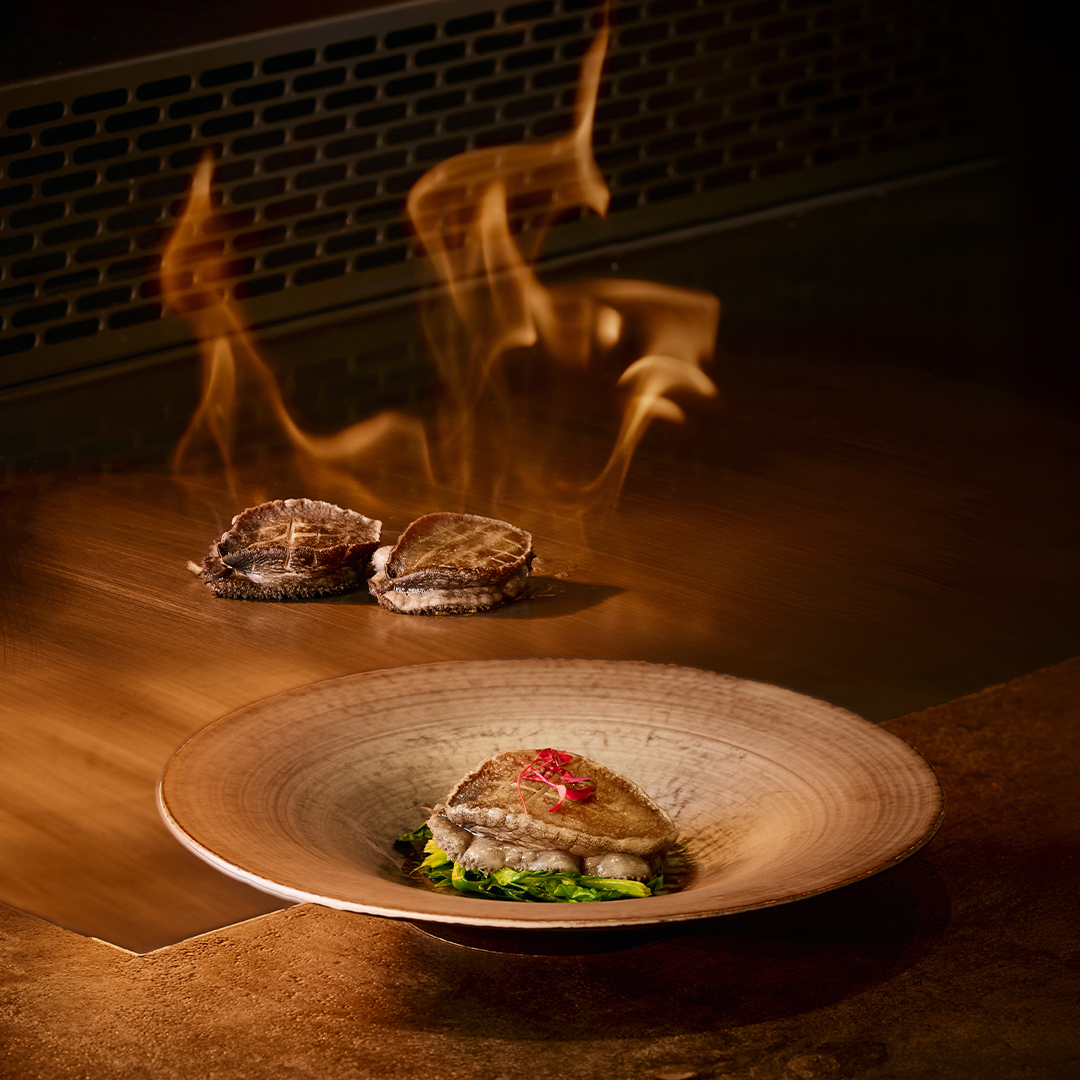 王品雙日料秋季新菜登場！阪前火藝之宴高島屋首發　藝奇海陸套餐回歸送軟殼蟹