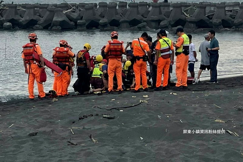 屏東東港鎮海公園戲水傳憾事　13歲男童落水OHCA搶救中