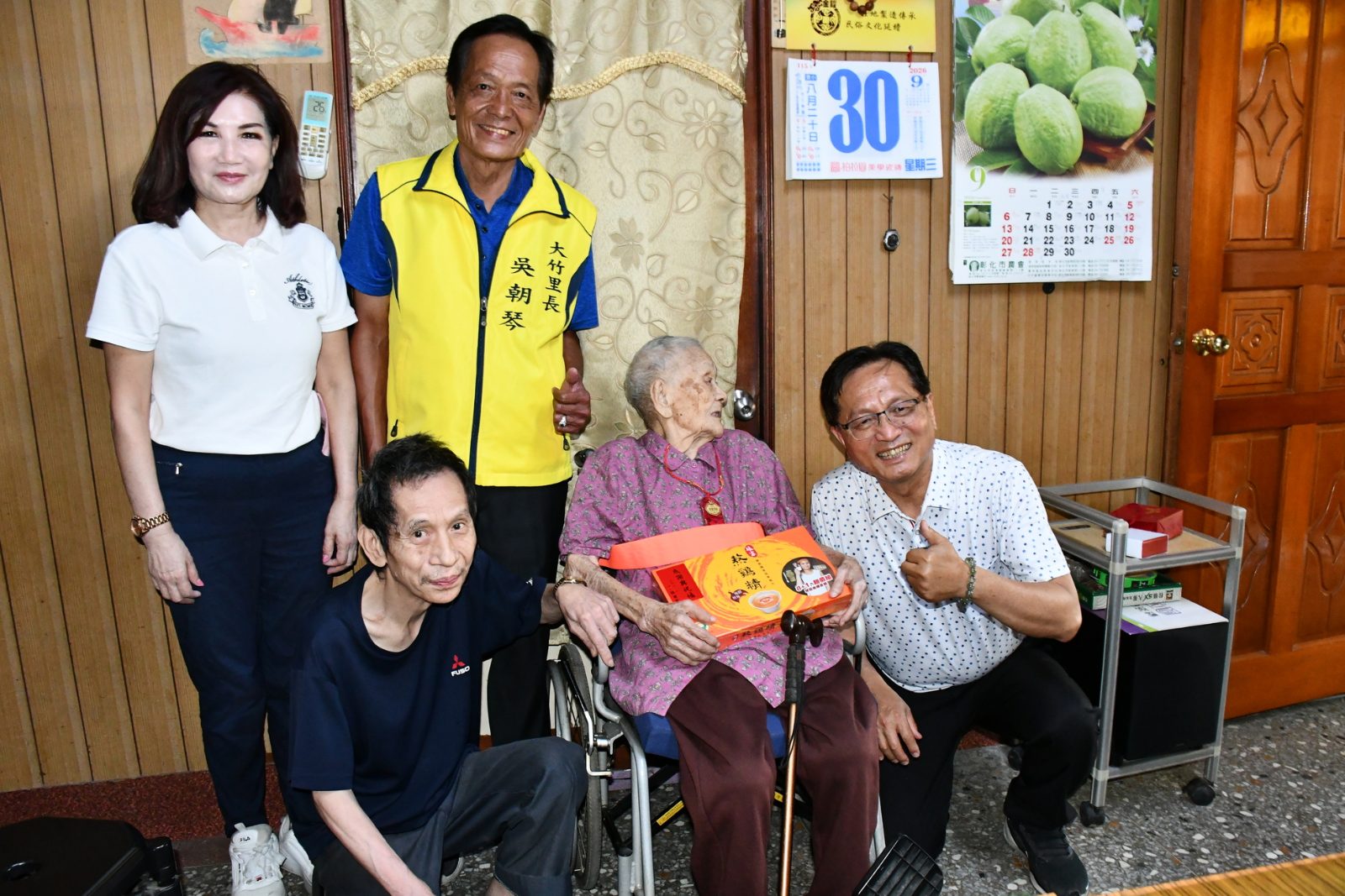 一聲祝福暖人心　林世賢提前向百歲人瑞賀重陽