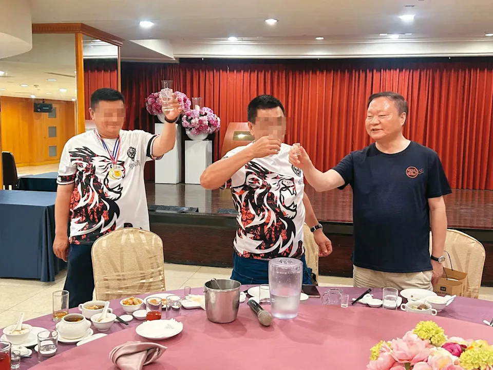 高師大校長被爆7月飲宴近百場！司機加班竟破500小時