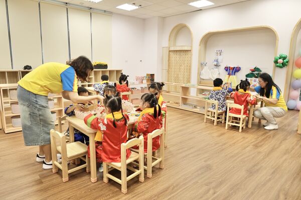 高雄社宅變育兒天堂！電梯下樓就到幼兒園　月費最低2000元