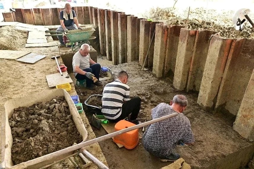 下營抽水站挖出右武營古墓遺址停工！2.8億防洪工程卡關　議員急了