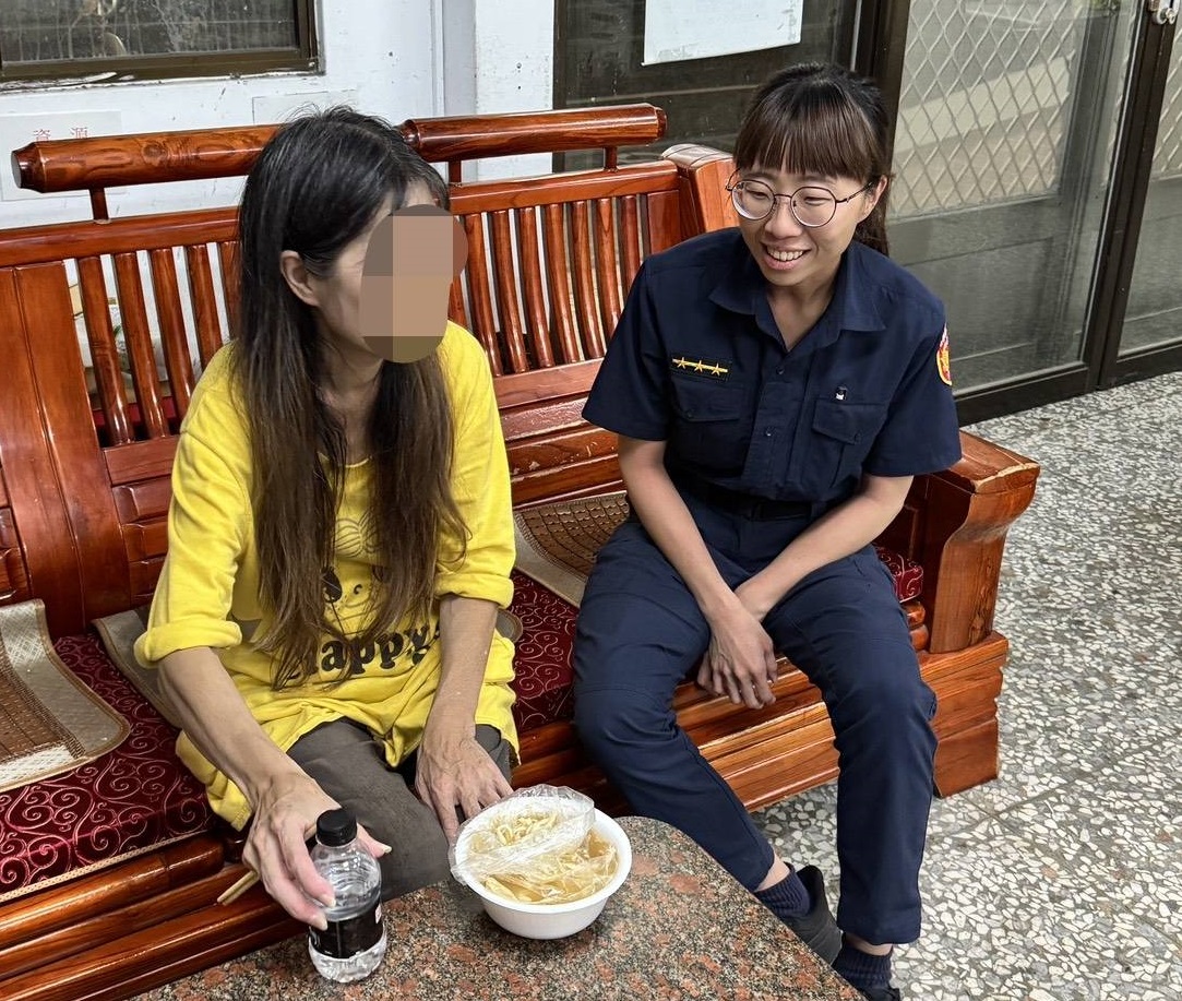 婦人迷途誤認人在台北　臺西警供餐聯繫家屬助安置