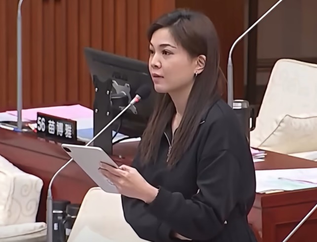 沈伯洋抓質詢片砲轟蔣萬安製造恐慌　鍾沛君怒槓回擊：少拿我當擋箭牌！