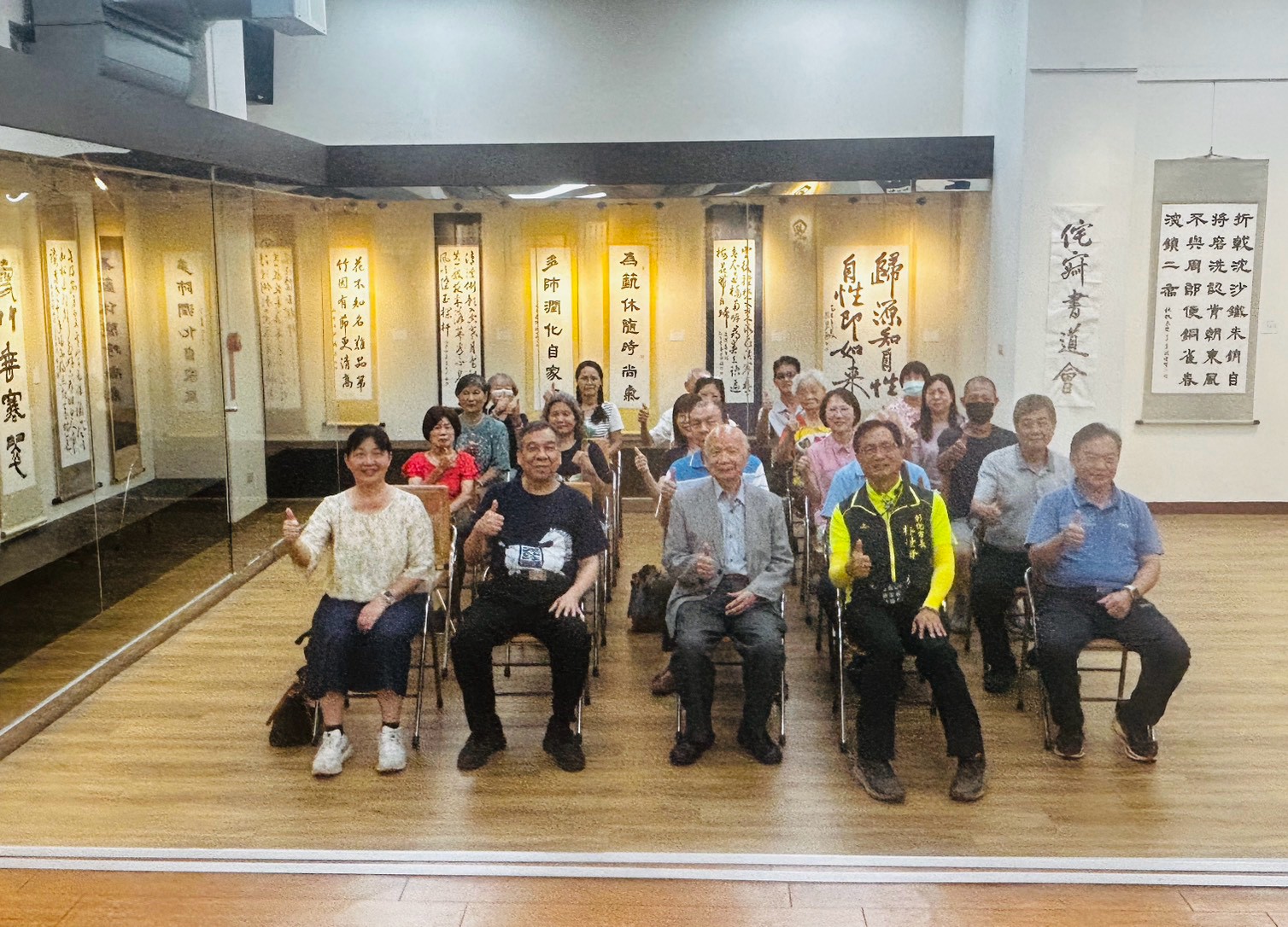 一筆一畫寫生活　侘寂書道會彰化市圖聯展登場
