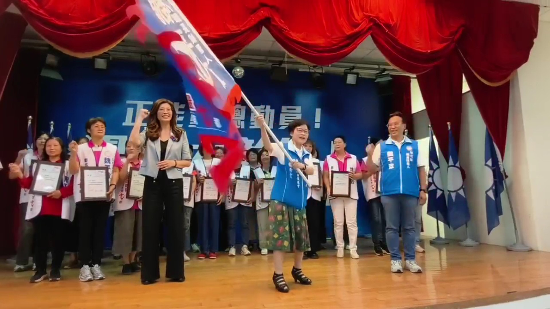 鄭麗文南下彰化挺魏平政　婦女後援會成立拚勝選