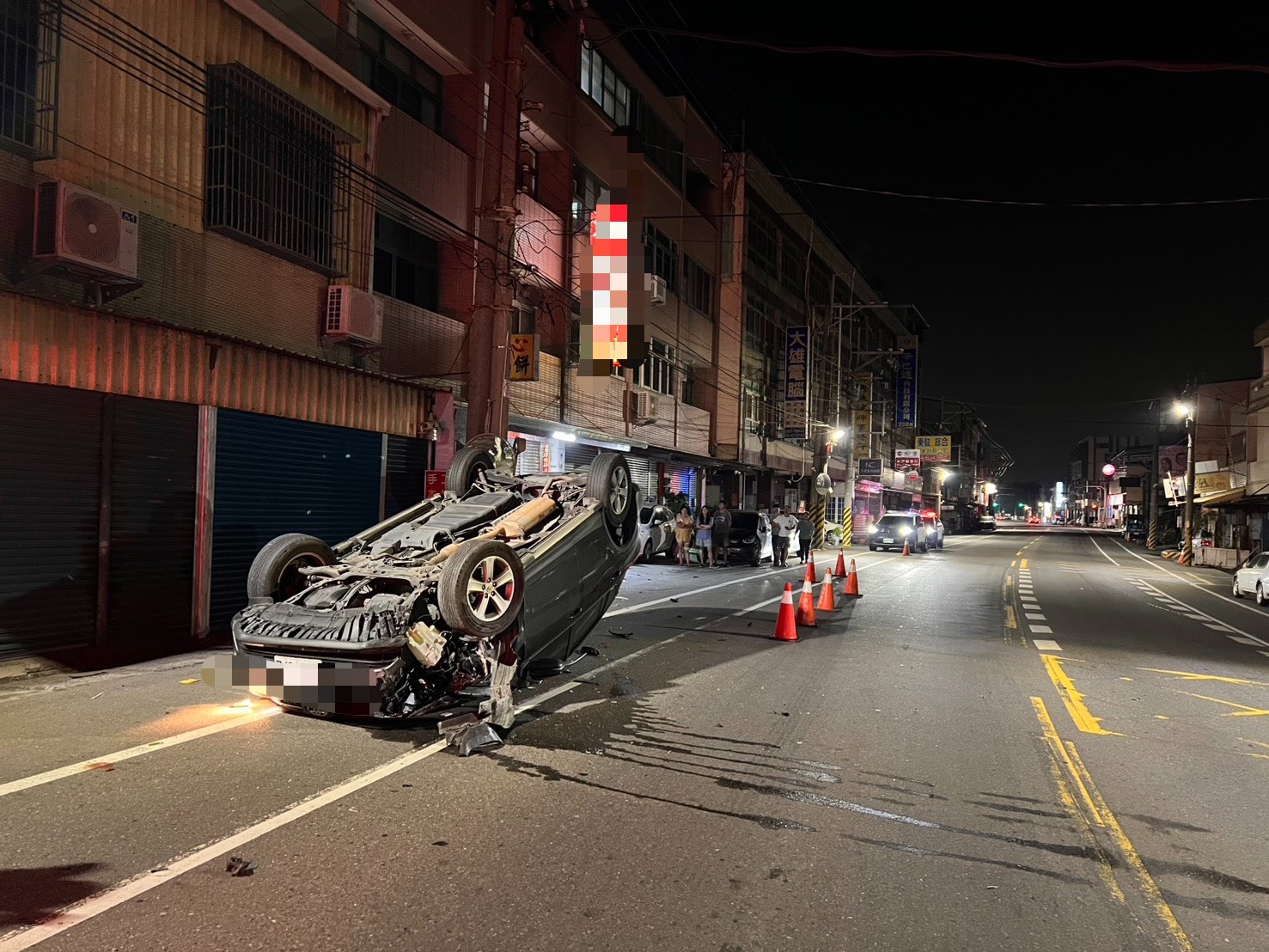太驚險！員林轎車連撞後烏龜翻！酒測值高達0.87